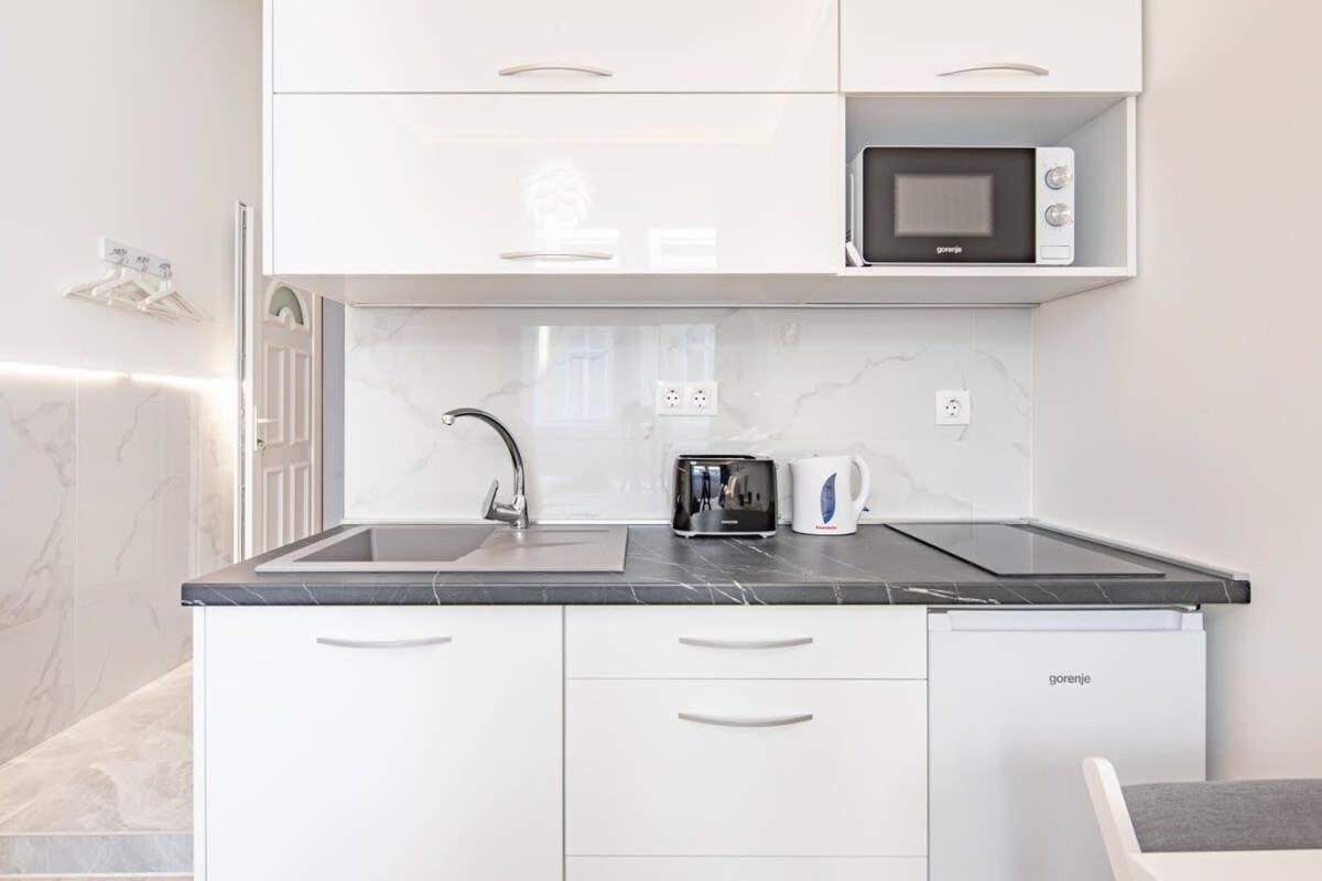 Ultra Central - New - Comfy Studio Budapest Exteriör bild
